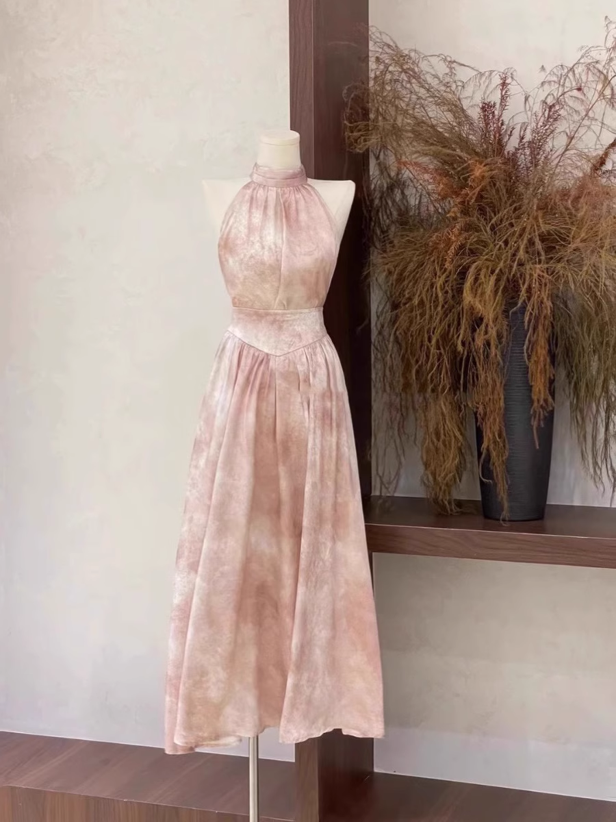 Sexy A Line Halter Ruffled Pink Long Women's Holiday Dresses
