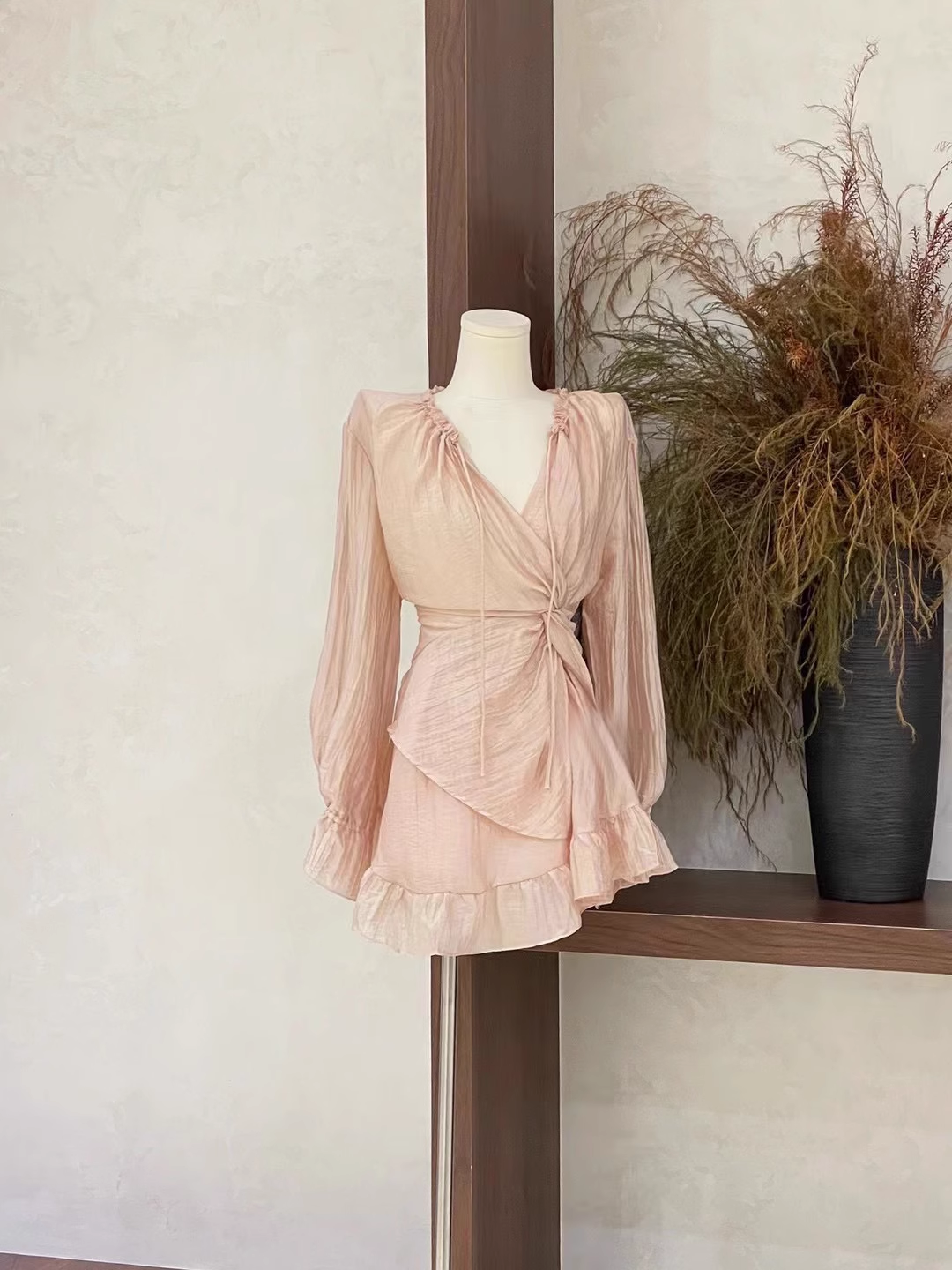 Cute 2 Pieces Ruffled Long Sleeves Pink Women's Short Vacation Dresses