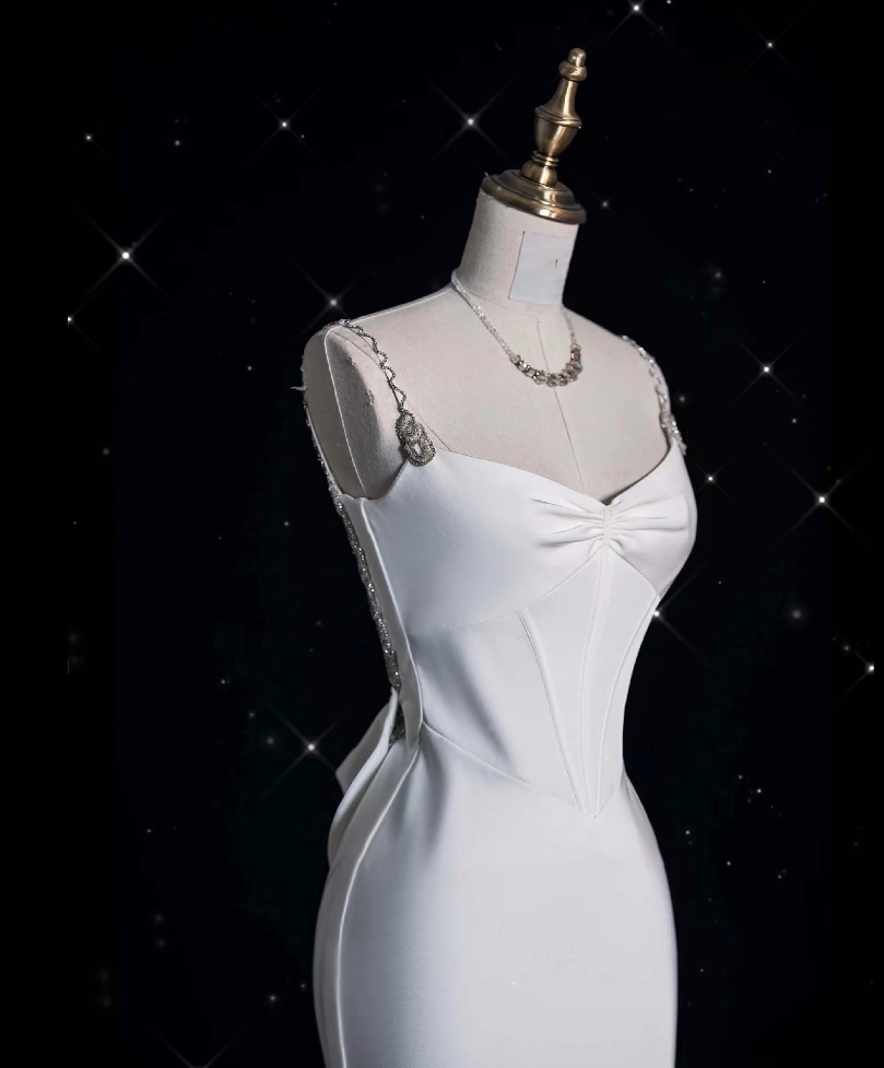 Unique Mermaid Spaghetti Straps Satin White Wedding Dresses Brides Dress
