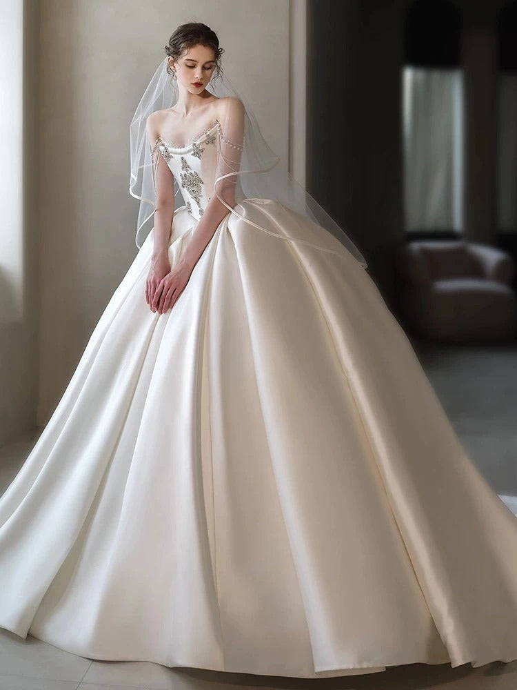 Simple Ball Gown Strapless Sleeveless Satin White Wedding Dresses Brides Dress