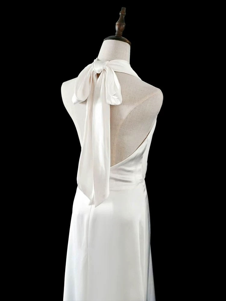 Timeless A line Halter Satin White Wedding Dresses Brides Dress