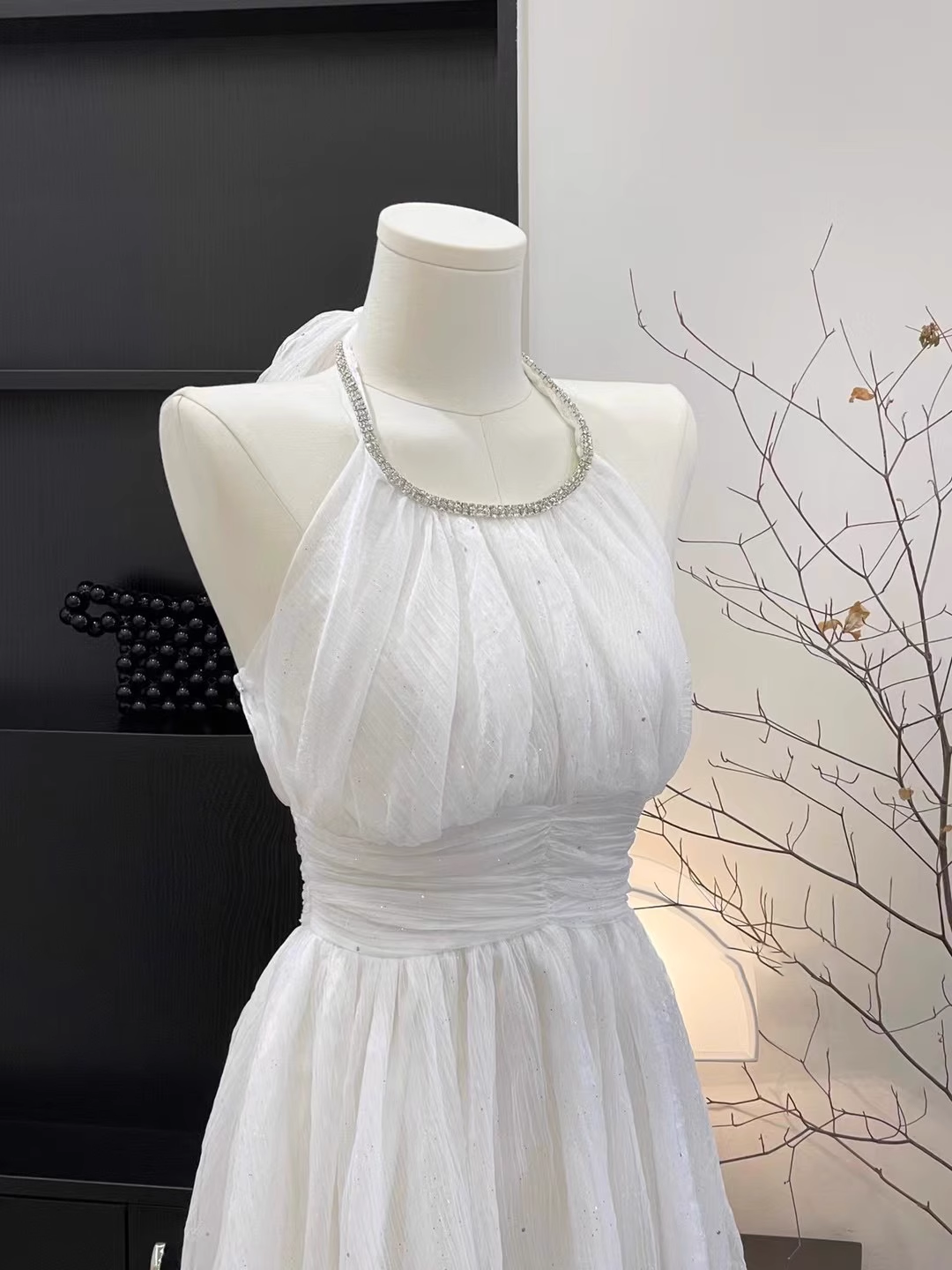 Simple A Line Halter Ruffled White Short Women's Holiday Dresses Birthday Outfits With Beads