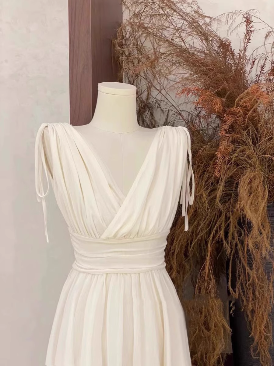 Cute A Line V Neckline Ruffled White Women's Short Holiday Dresses Birthday Dress