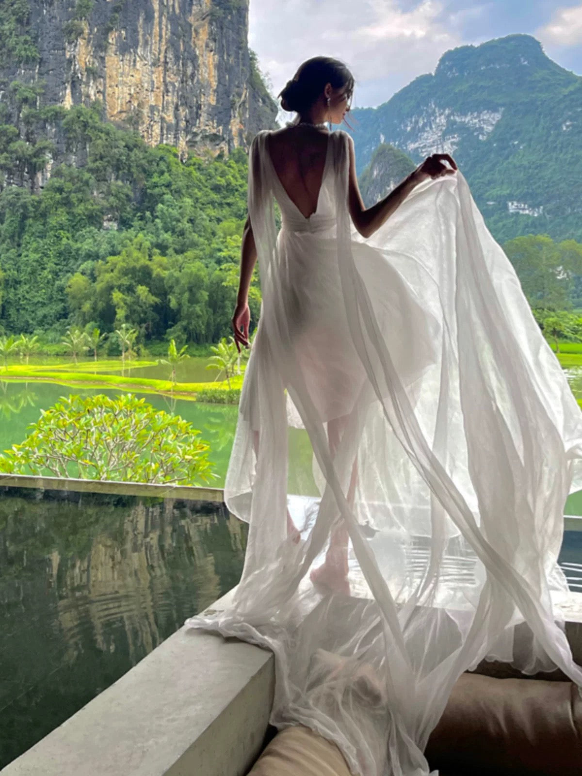 Beautiful A line V Neckline White Chiffon Long Party Dresses Prom Dress