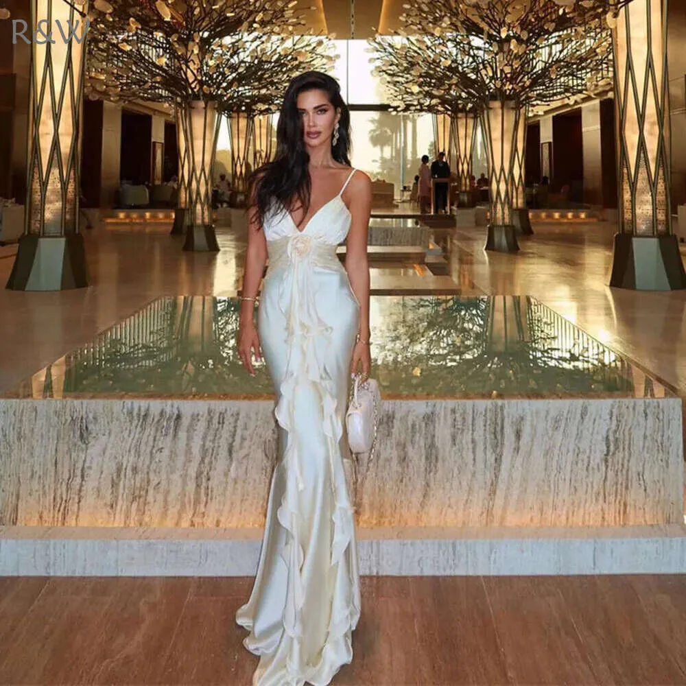 Beautiful Mermaid Spaghetti Straps Satin Long Party Dresses Prom Dress