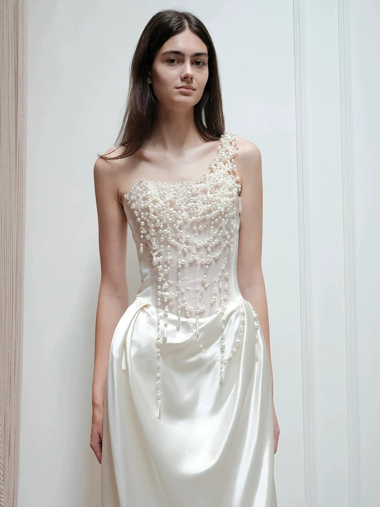 Unique Mermaid One Shoulder Pearls Pleats Long White Satin Wedding Dresses
