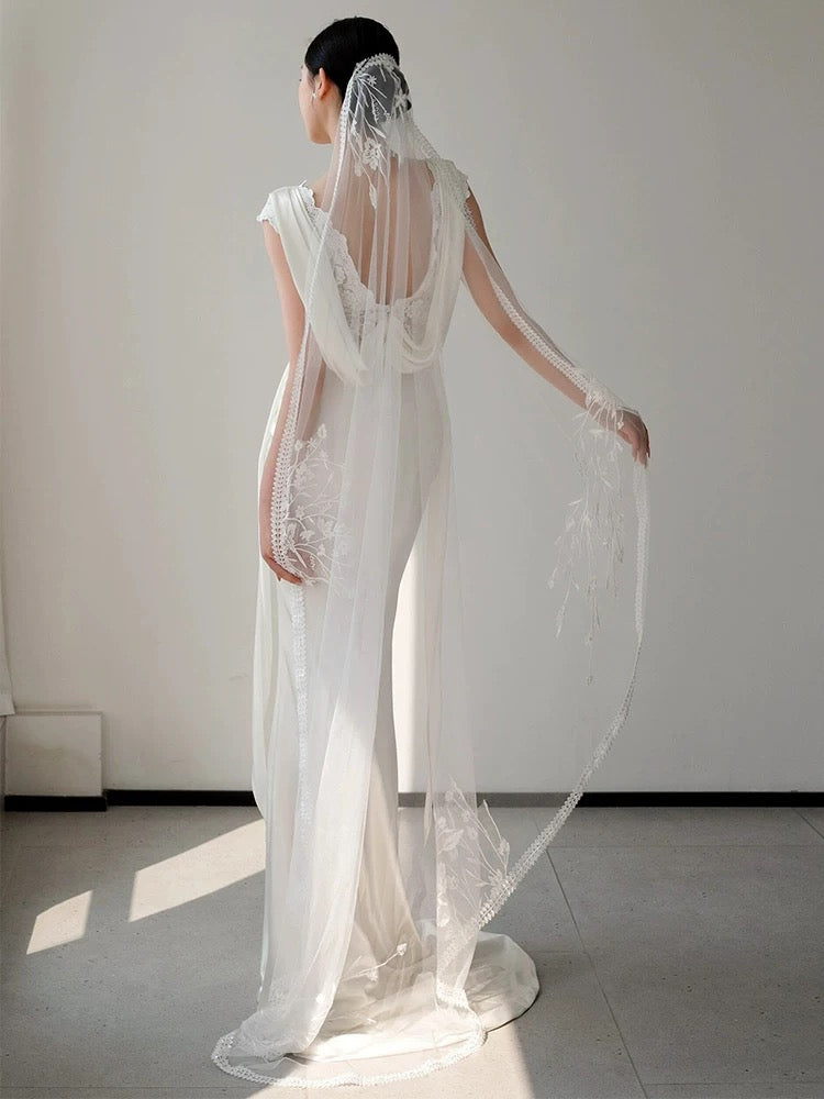 Unique Mermaid V Neckline Lace Pleats White Satin Ruffles Wedding Dresses