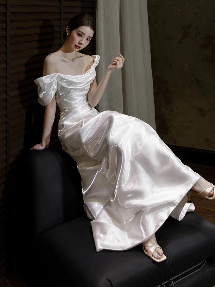 Unique Mermaid Off The Shoulder Pleats Satin Short Sleeves Wedding Dresses Brides Dress