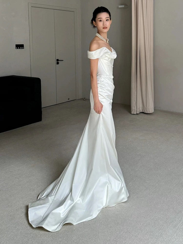 Unique Mermaid Off The Shoulder Pleats Satin Short Sleeves Wedding Dresses Brides Dress