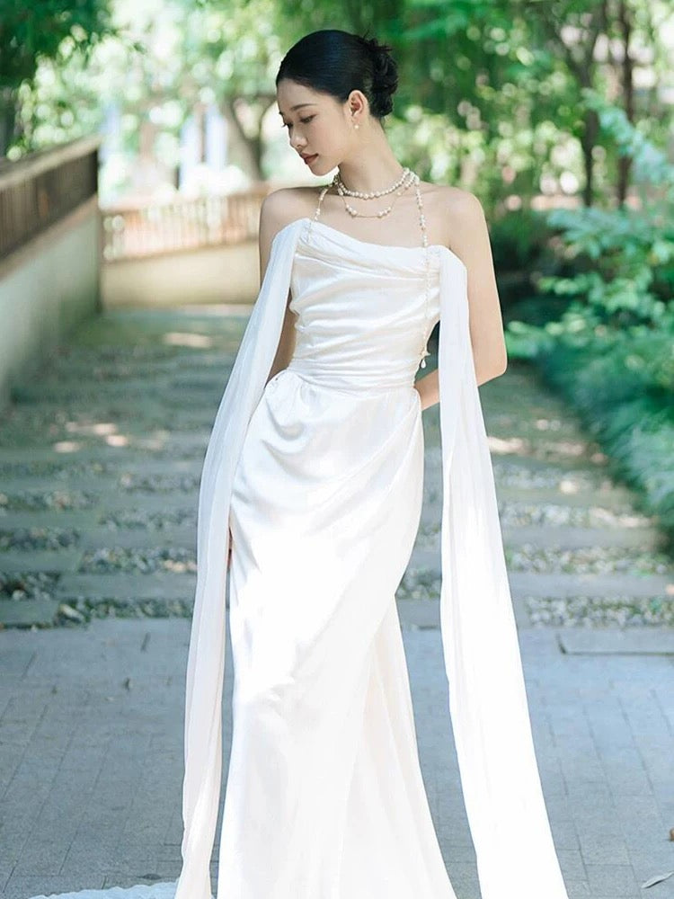 Unique Mermaid Strapless Satin Pleats White Ruffles Wedding Dresses