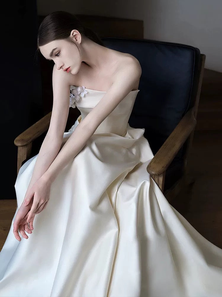 Unique Sheath Strapless Neckline Long White Satin Floral Wedding Dresses