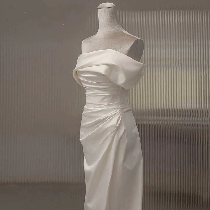 Timeless Mermaid Off The Shoulder Short Sleeves White Satin Wedding Dresses