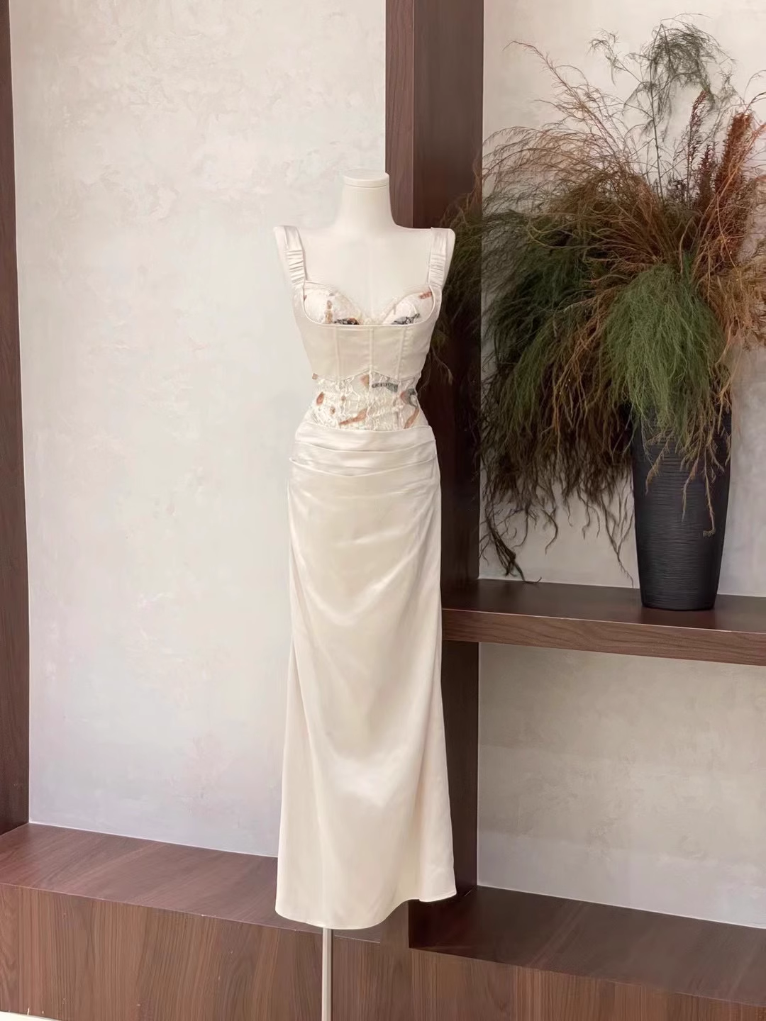 Modest 2 Pieces Top and Skirt Ivory Women's Long Vacation Dresses