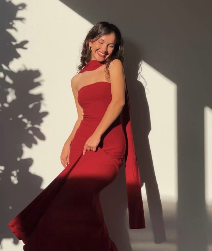 Pretty Mermaid Spaghetti Straps Floor Length Red Prom Dress Evening Dress Formal Dress With Ribbon
