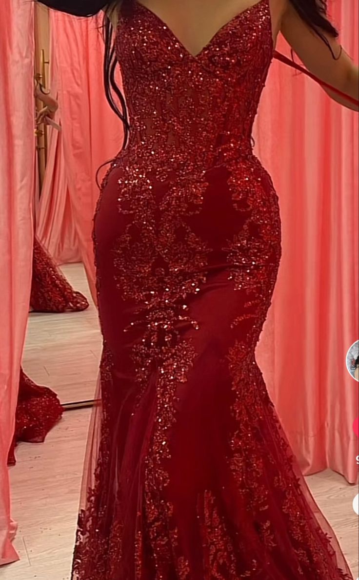 Pretty Mermaid Spaghetti Straps Burgundy Lace Prom Dresses Long Party Dress