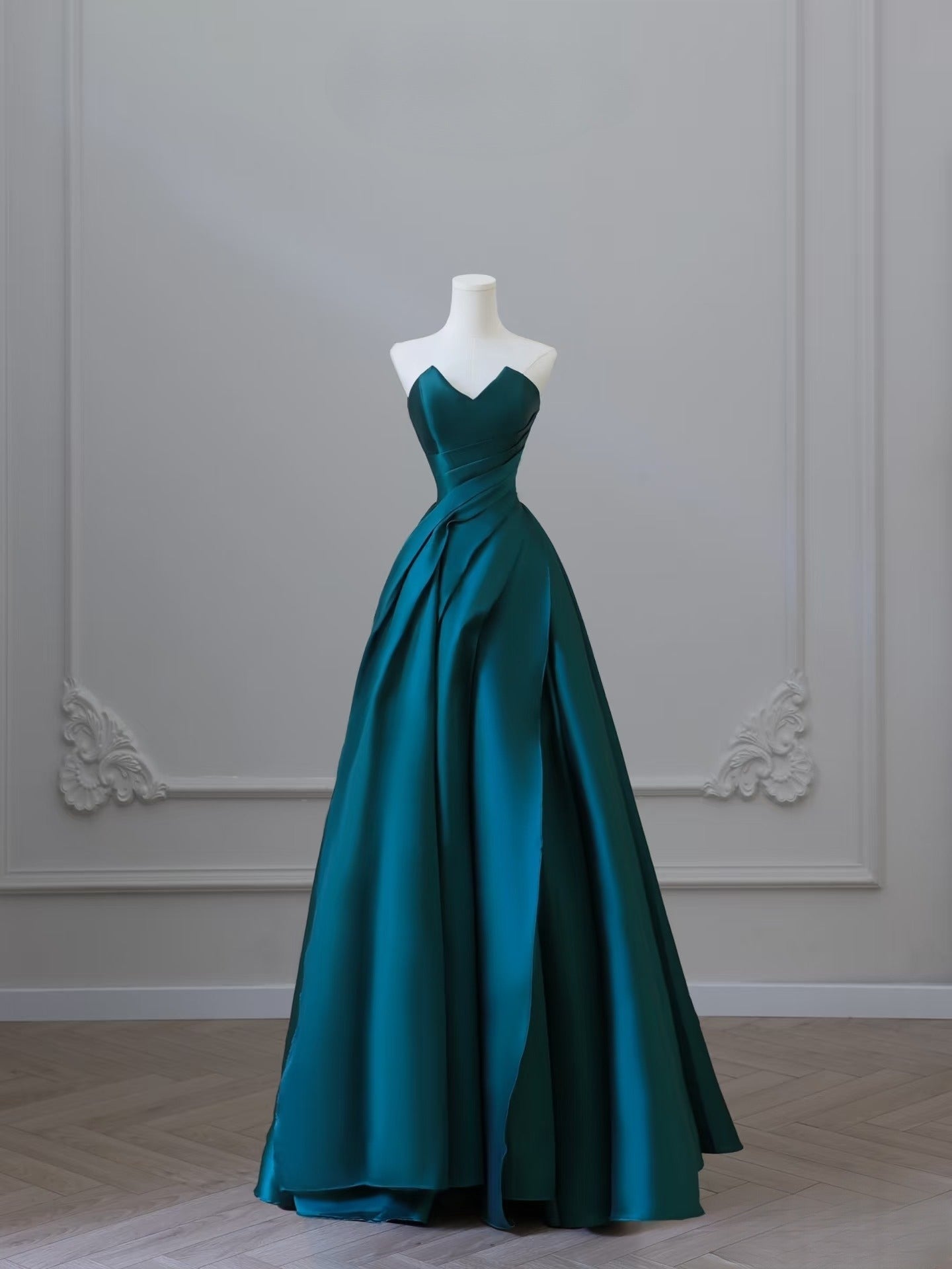 Pretty Ball Gown Sweetheart Satin Ruffles Long Prom Dresses Party Dress