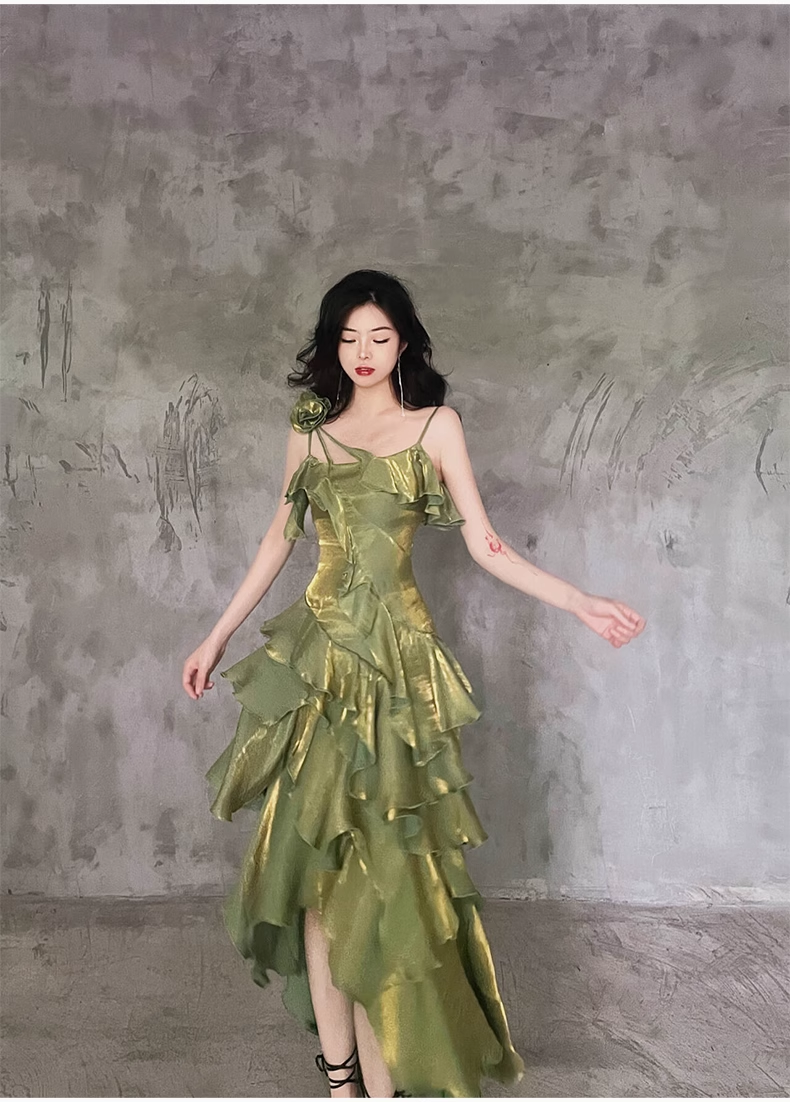 Pretty Irregular Ruffled Spaghetti Straps Green Prom Dresses With Detachable Rose Long Birthday Dress For Women