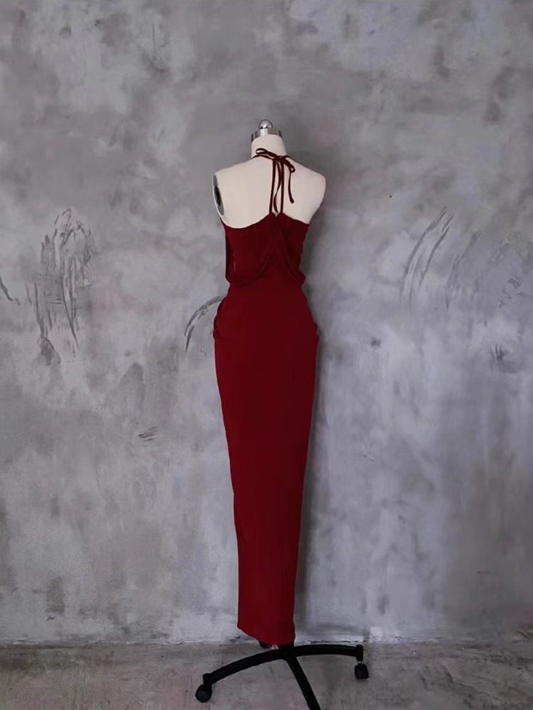 Pretty Sheath Halter Burgundy Prom Dresses Long Birthday Dress For Women