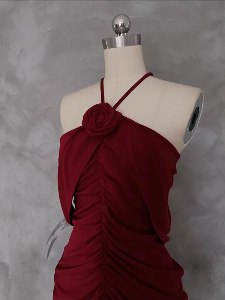 Pretty Sheath Halter Burgundy Prom Dresses Long Birthday Dress For Women