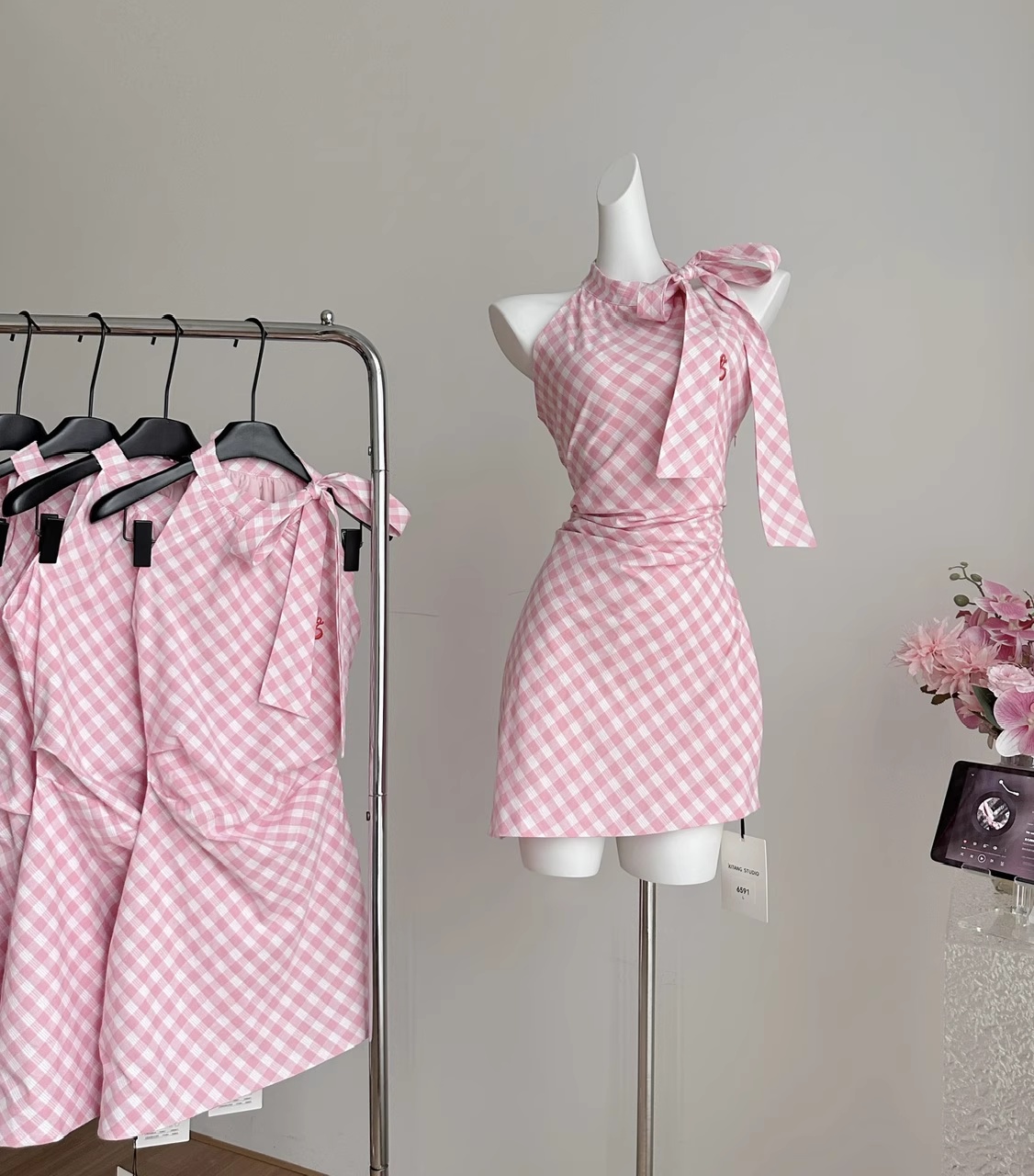 Halter Neck Off Shoulder Pink Plaid Sleeveless Dress Irregular Bow Holiday Dresses