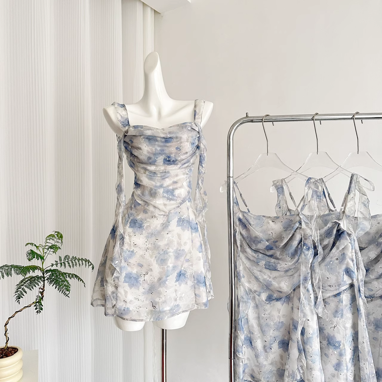 Sheath Straps Sleeveless Floral Blue Dress Short Holiday Dresses