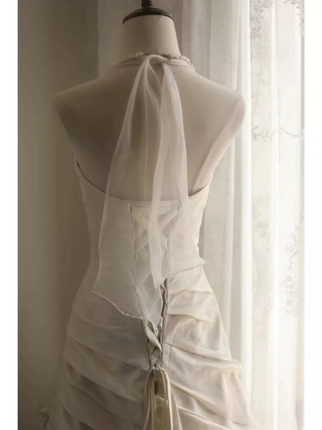 Chic Mermaid Halter Satin Ivory Long Wedding Dress Bridal Dresses