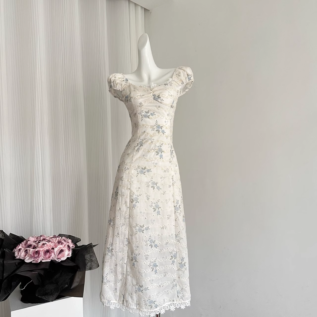 Cute A line Sweetheart Cap Sleeves Blue Floral Dress Long Holiday Dresses