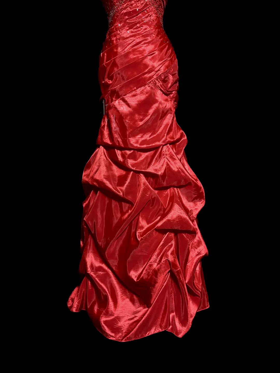 Aesthetic Mermaid Strapless Neckline Red Taffeta Prom Dress Ruffle Long Party Dress