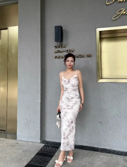 Sexy Sheath Spaghetti Straps Champagne Butterfly Print Lace Casual Dress Beach Holiday Dresses