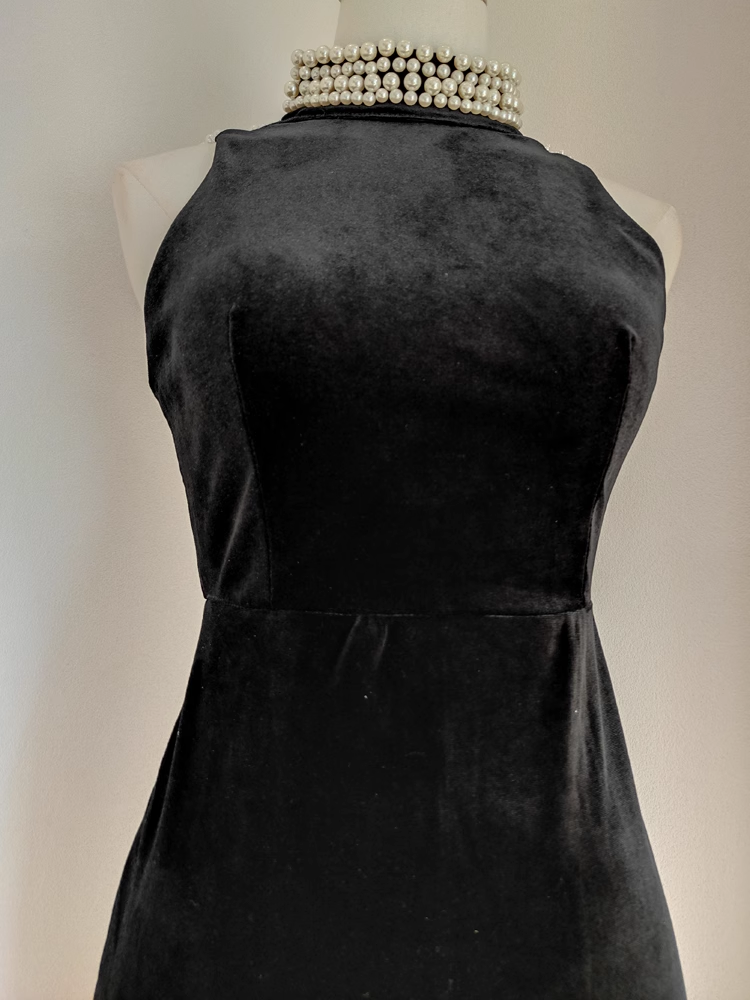 Sexy Sheath High Neckline Black Travel Vacation Dresses Velvet Birthday Dress
