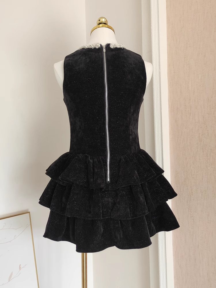 Sexy A Line Scoop Ruffles Vacation Dresses Short Black Birthday Outfits