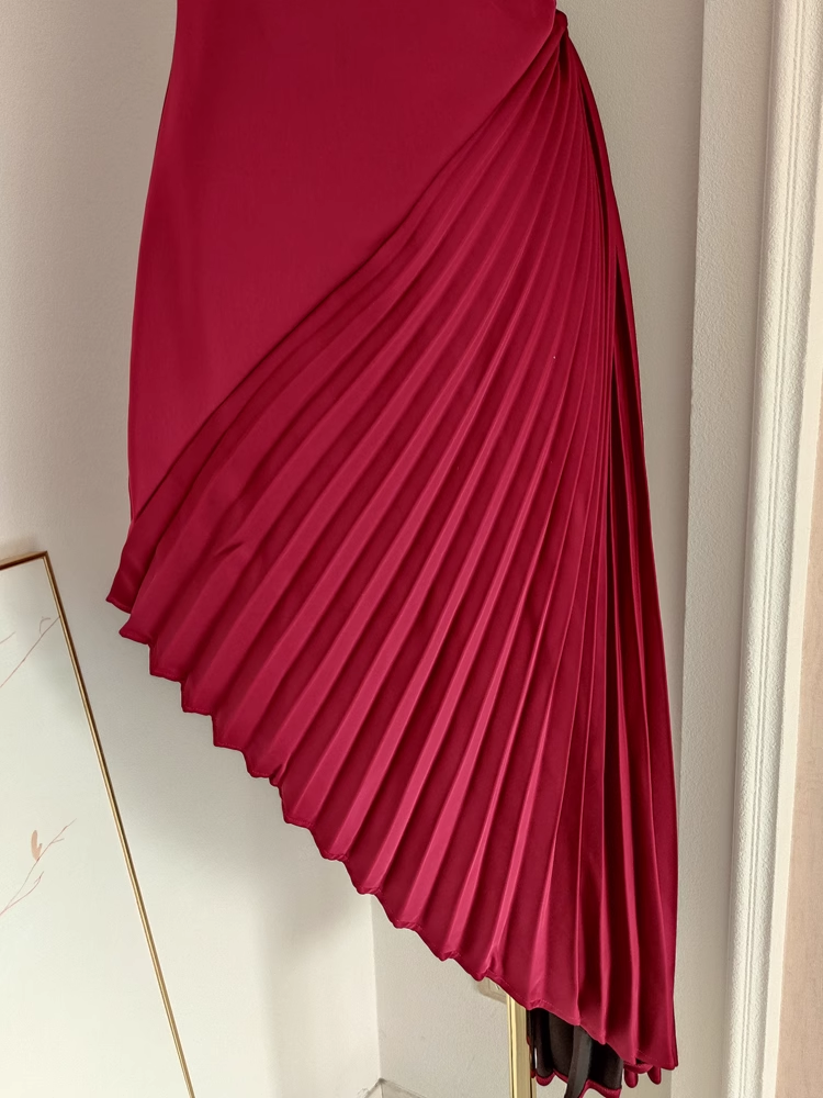 Sexy Sheath Scoop Neckline Burgundy Satin Dinner Party Dresses Birthday Outfits