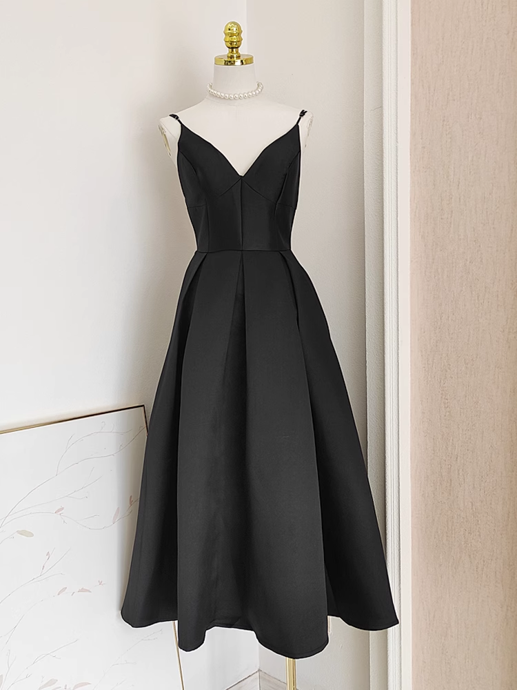 Simple A line Spaghetti Straps Black Satin Vacation Dress Women Birthday Dresses