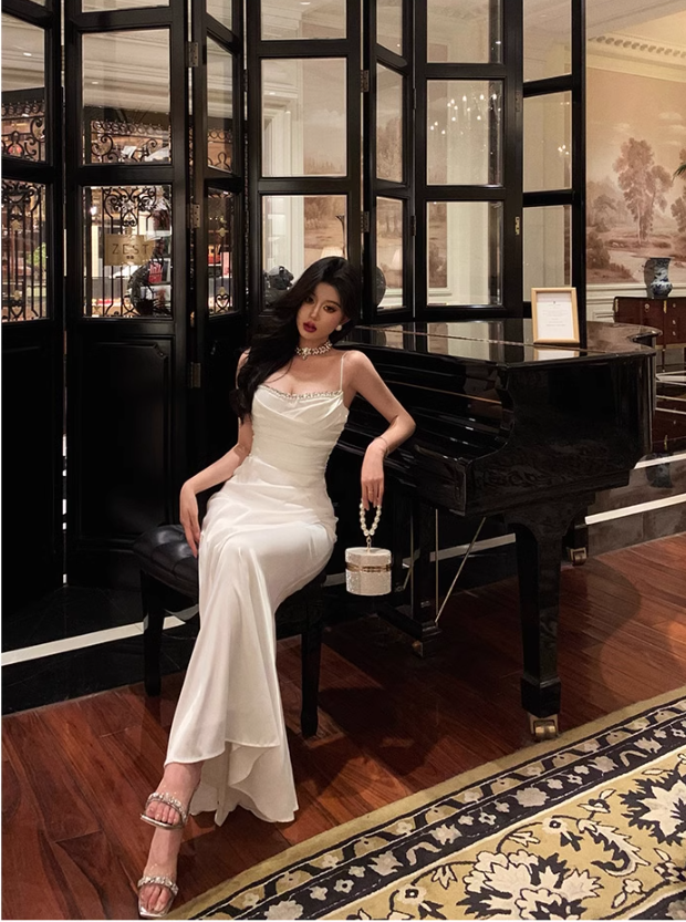 Chic Sheath Spaghetti Straps Long White Prom Dresses Birthday Outfits