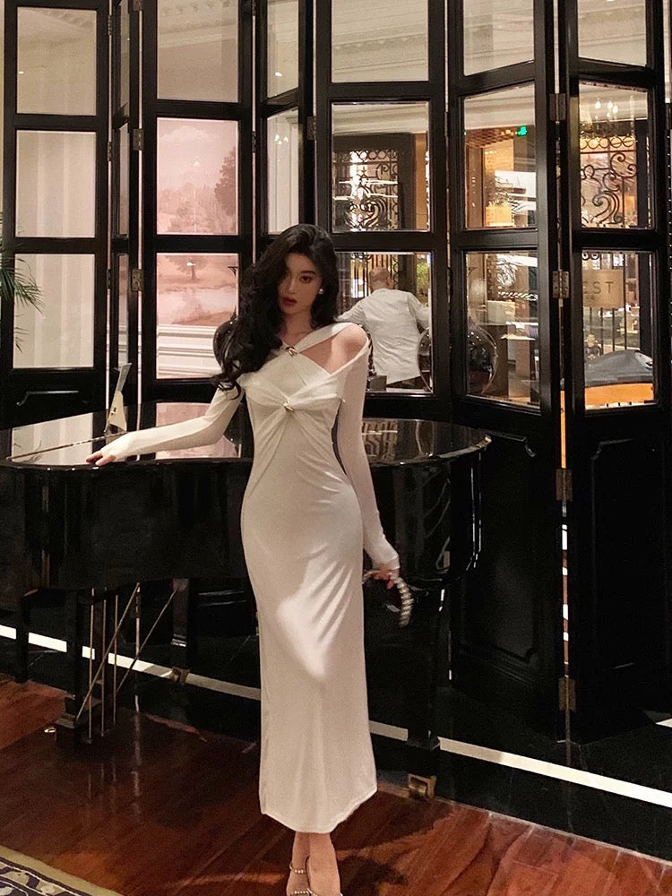 Gorgeous Mermaid Halter Long Sleeves Date Night Dress White Prom Dresses Birthday Outfits