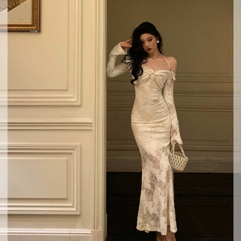 Gorgeous Mermaid V Neckline Long Sleeves Date Night Dress White Lace Prom Dresses Birthday Outfits