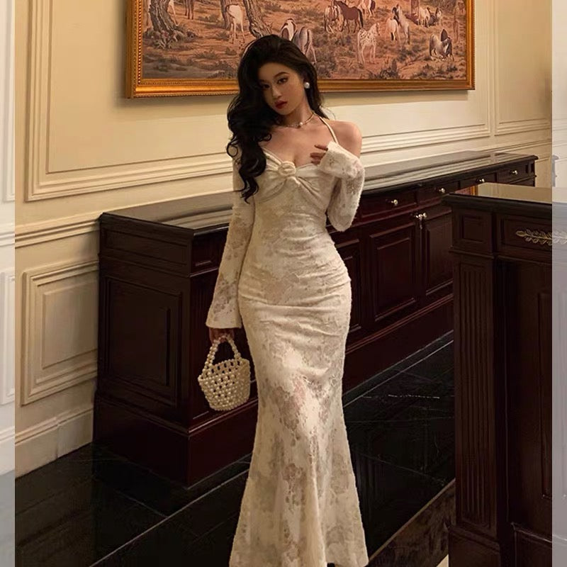 Gorgeous Mermaid V Neckline Long Sleeves Date Night Dress White Lace Prom Dresses Birthday Outfits