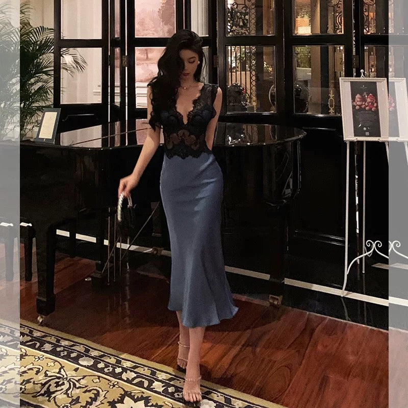 Sexy Sheath V Neckline Sleeveless Navy Blue Tea Length Prom Dresses Birthday Outfits