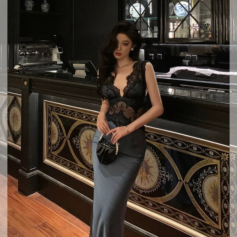Sexy Sheath V Neckline Sleeveless Navy Blue Tea Length Prom Dresses Birthday Outfits