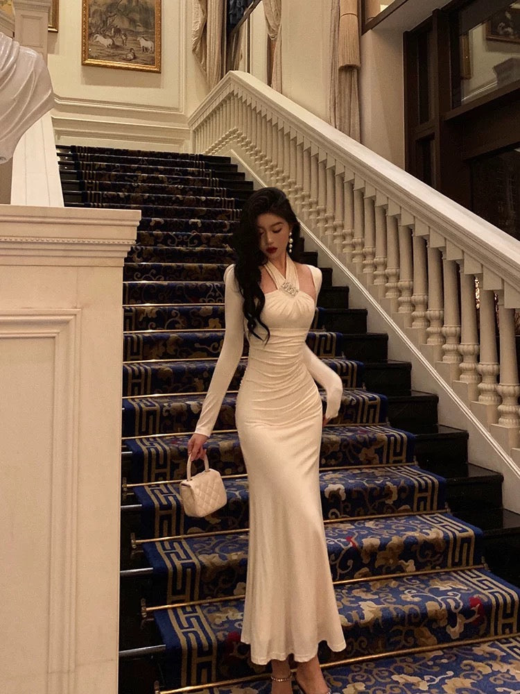 Stunning Sheath Halter Long Sleeves White Date Night Dress Ruffles Prom Dresses Birthday Outfit