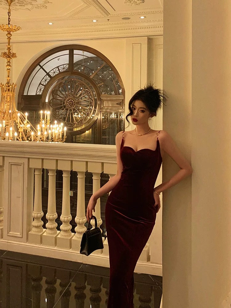 Gorgeous Sheath Spaghetti Straps Velvet Date Night Dress Red Prom Dresses Birthday Outfits