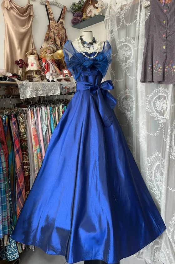 Chic Spaghetti Straps Blue Satin Long Party Dress Birthday Prom Dresses
