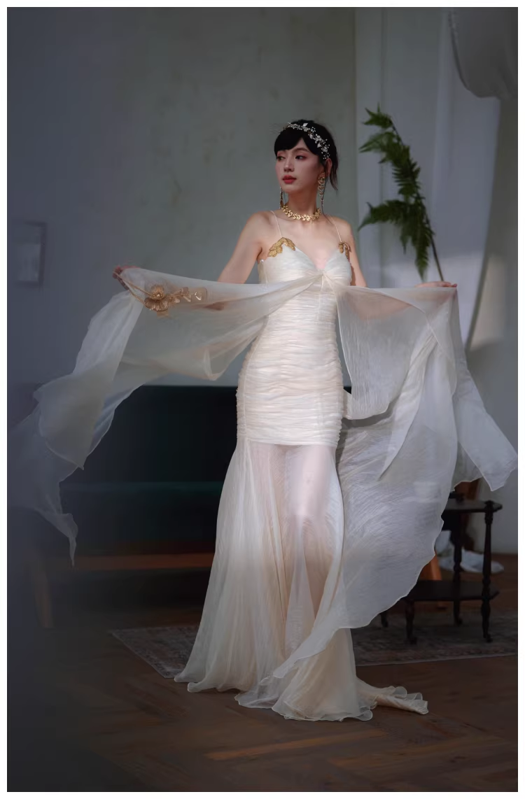 Charming Spaghetti Straps Light Apricot Chiffon Pleated Mermaid Long Evening Dress 18th Birthday Outfits