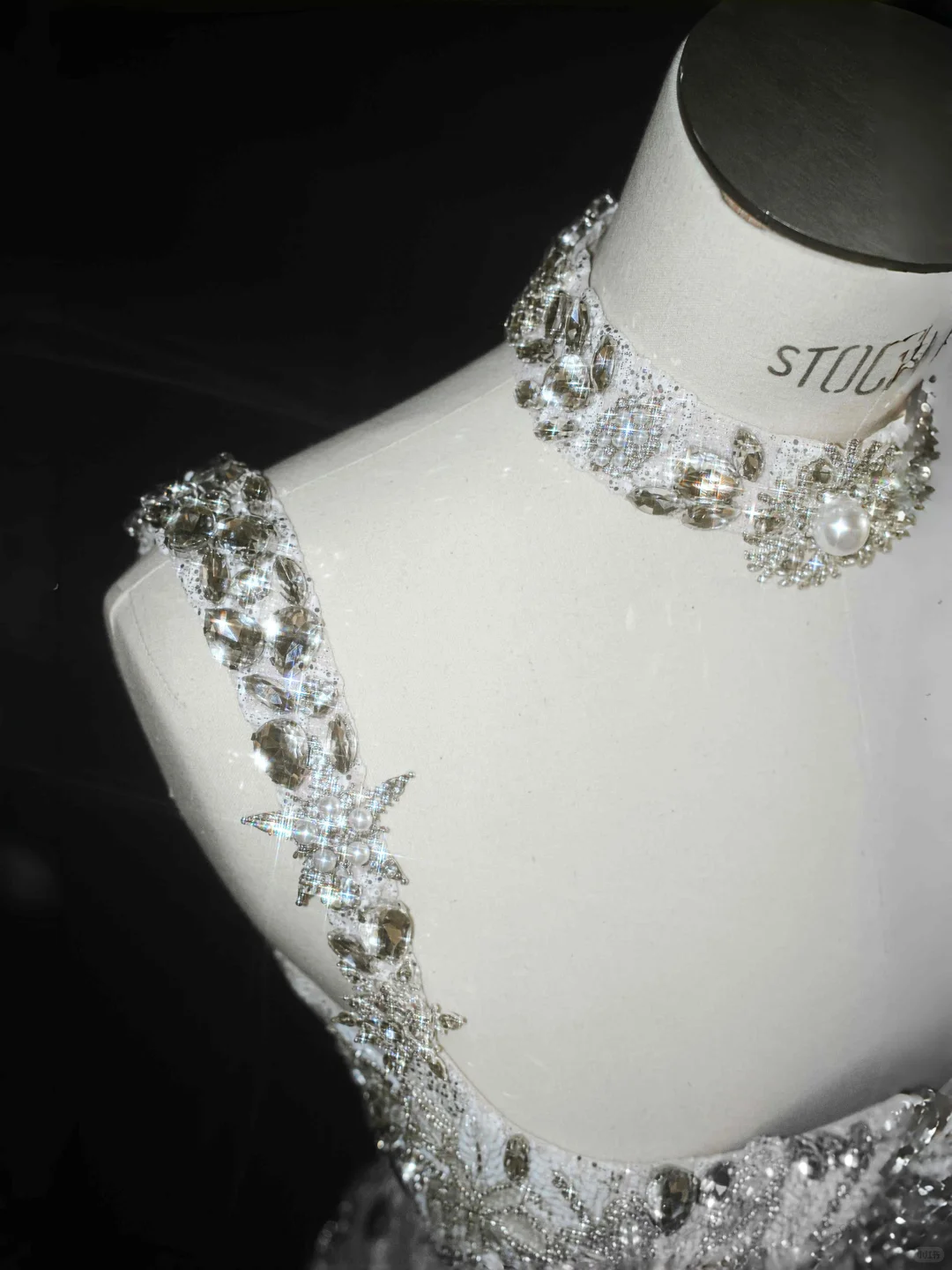 Gorgeous Spaghetti Straps Sequin Beaded Sheath Short Party Dress Short Formal Homecoming Dress