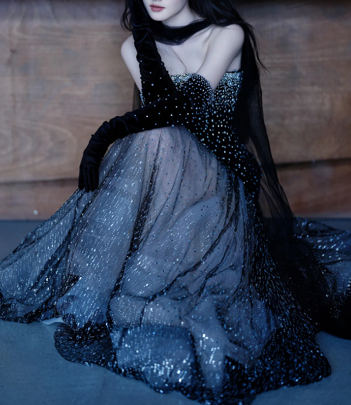 Gorgeous Black Strapless Tulle Beaded Mermaid Evening Dress Long Prom Dresses