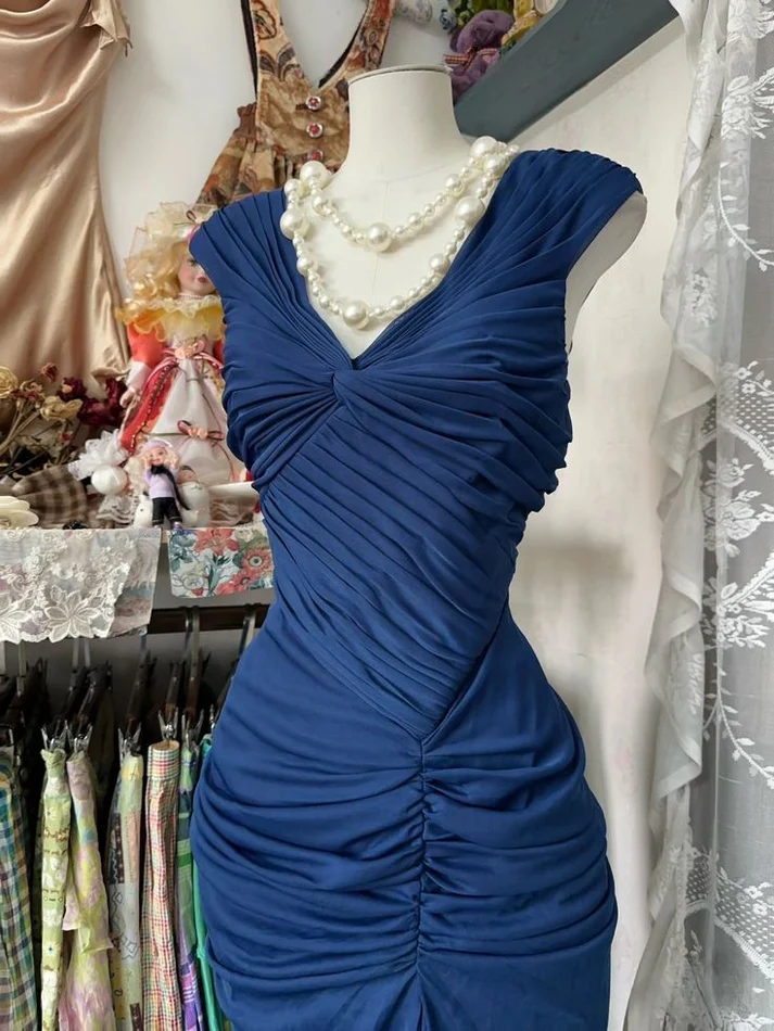 Vintage Navy Blue Chiffon Pleated Mermaid Prom Evening Dress,V Neck Party Gown