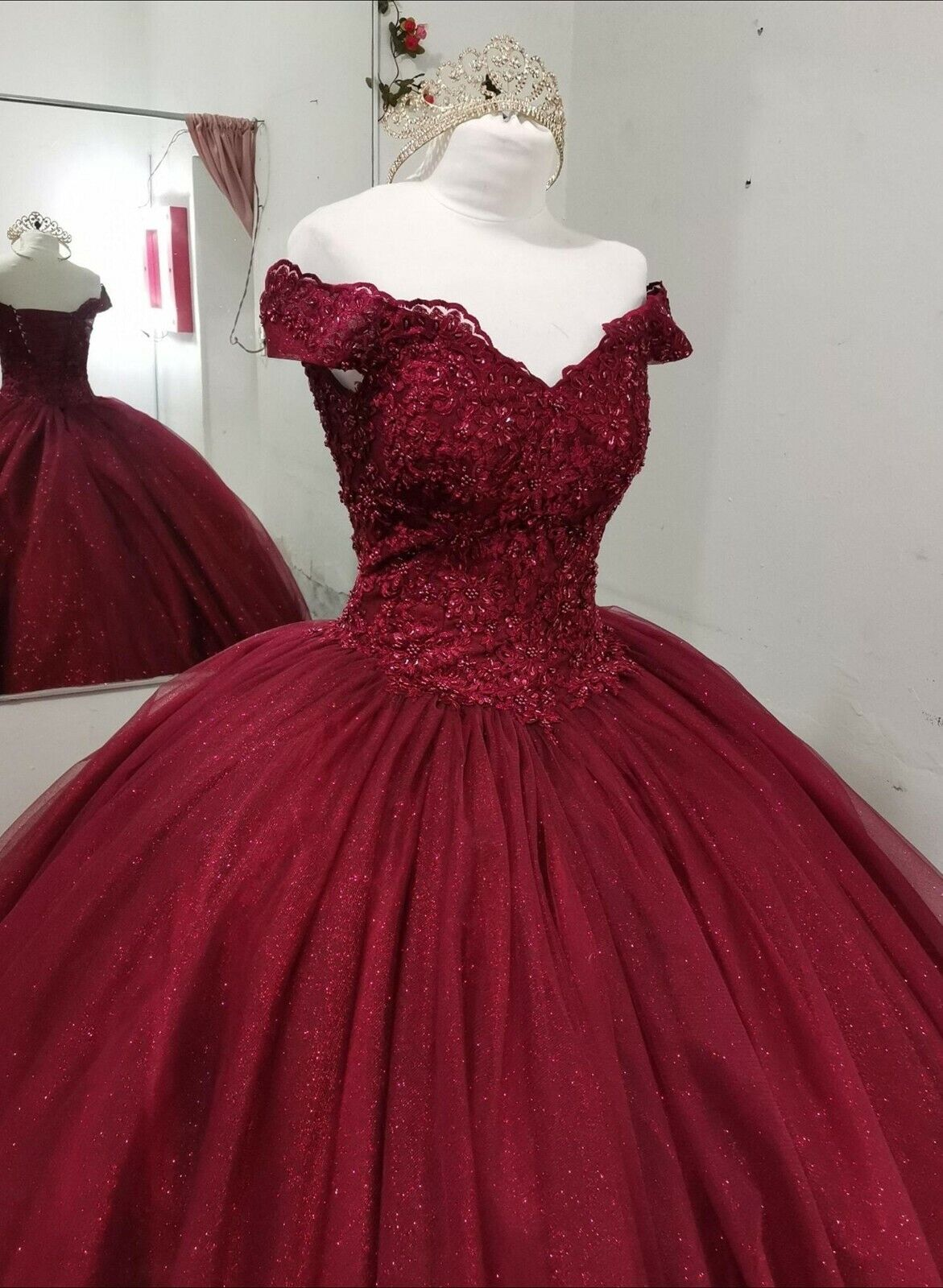 Burgundy Off the Shoulder Quinceanera Dresses Ball Gown Lace Ball Gown Sweet 16 Dress