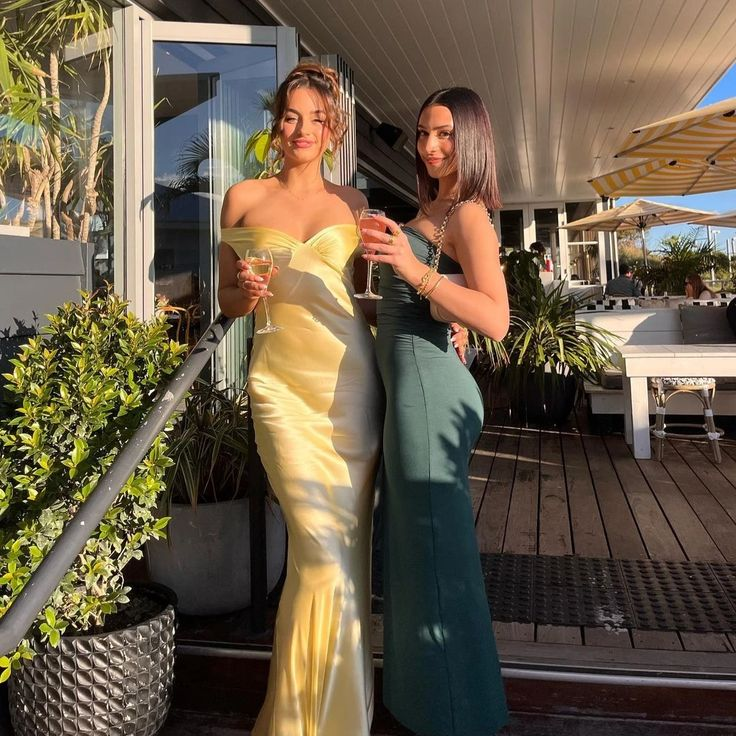 Sexy Off Shoulder Satin Yellow Bridesmaid Dress Long Prom Party Dress