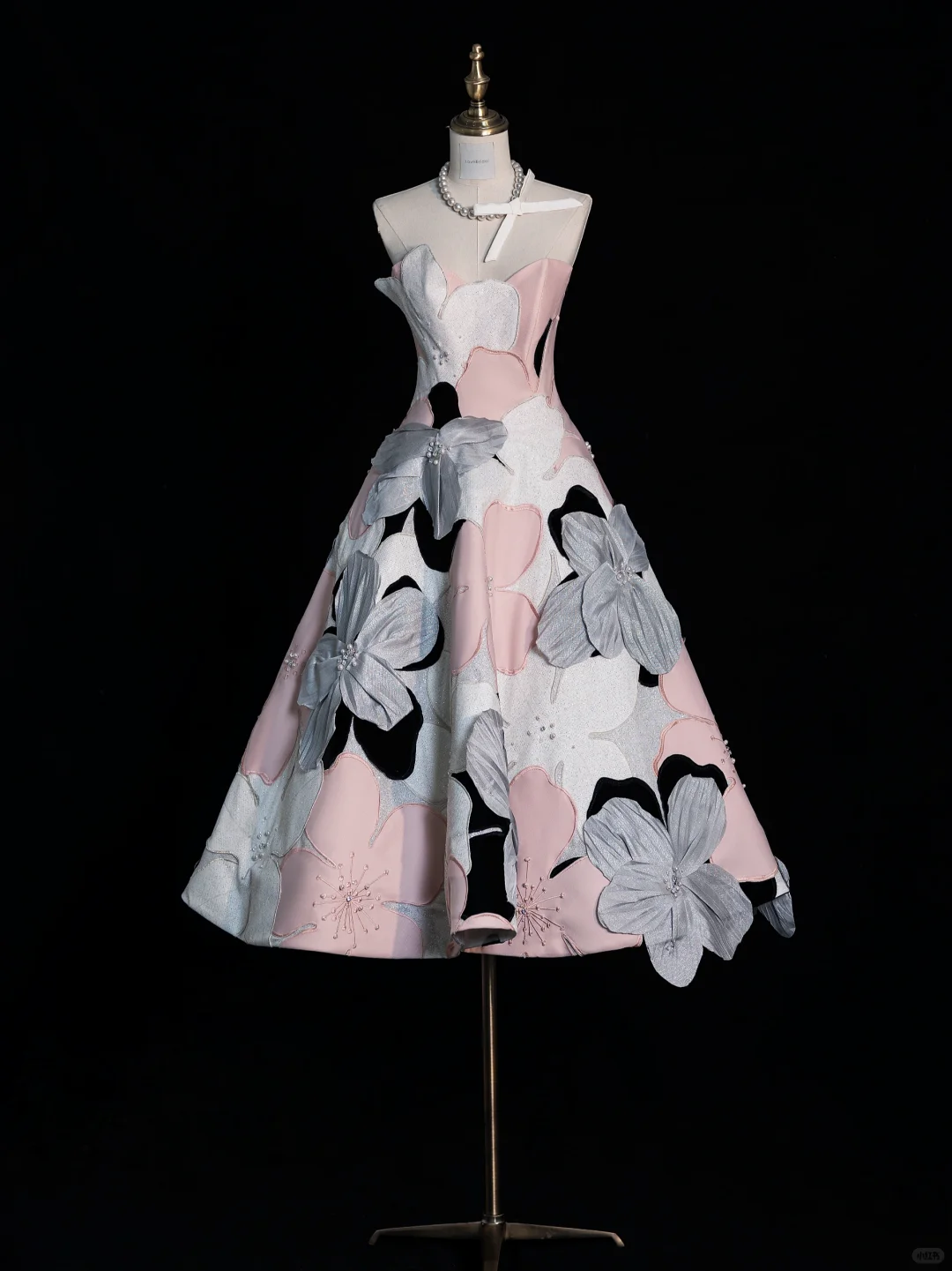 Unique Sweetheart Neck Satin Print Floral Appliques A Line Short Party Dress Formal 7th Grade Homecoming Dress