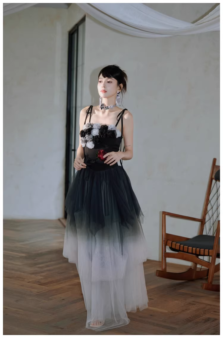Elegant Spaghetti Straps Ombre Black Tulle Layered A Line Long Party Dress Evening Dress